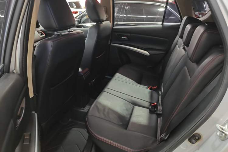 Used Suzuki S-Cross 2014 1.6L CVT Four-Wheel Drive Luxury Version Left Rear Seat
