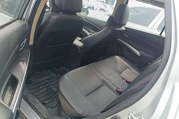 Used Suzuki S-Cross 2014 1.6L Manual Two-Wheel Drive Elite Model Left Rear Seat
