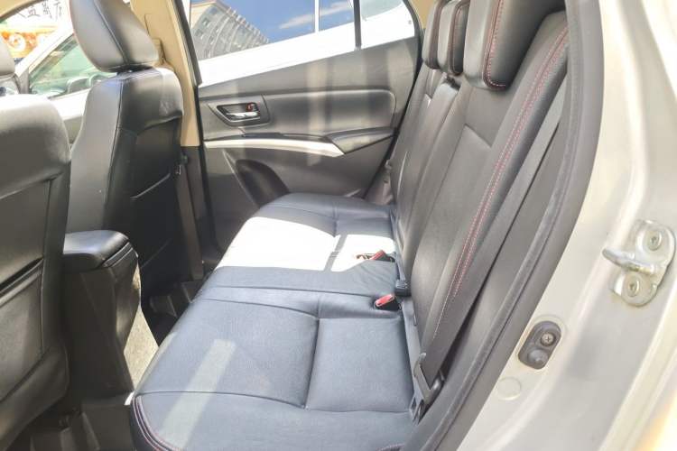 Used Suzuki S-Cross 2014 1.6L CVT Four-Wheel Drive Luxury Version Left Rear Seat