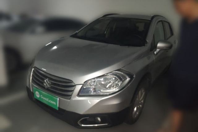 Suzuki S-Cross 2014 1.6L CVT Two-Wheel Drive Entry Model с пробегом