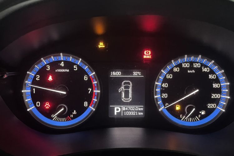 Used Suzuki S-Cross 2014 1.6L CVT Two-Wheel Drive Entry Model Odometer Close Up