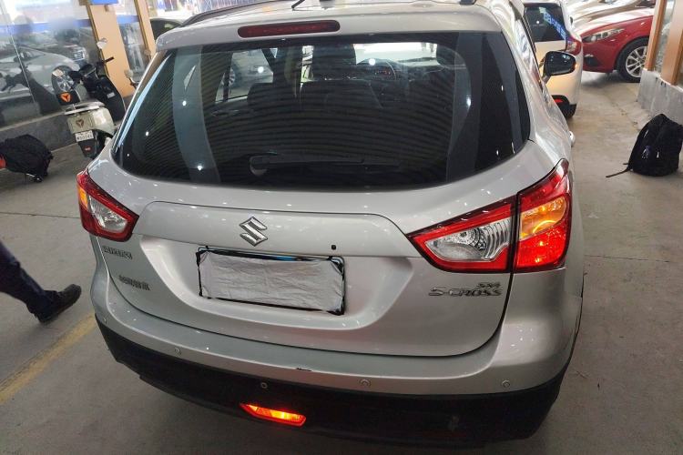 Used Suzuki S-Cross 2014 1.6L CVT Two-Wheel Drive Entry Model Rear