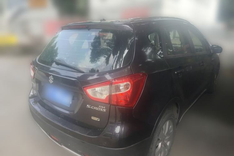 Used Suzuki S-Cross 2014 1.6L Manual Two-Wheel Drive Elite Model Rear Right 45 Deg