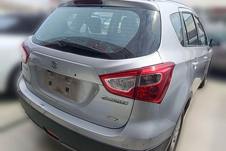 Used Suzuki S-Cross 2014 1.6L Manual Two-Wheel Drive Elite Model Rear Right 45 Deg