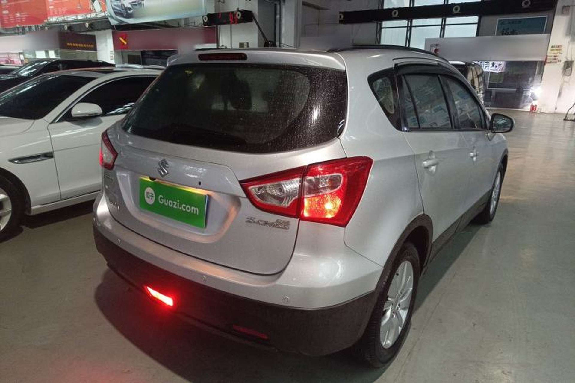 Used Suzuki S-Cross 2014 1.6L CVT Two-Wheel Drive Entry Model Rear Right 45 Deg