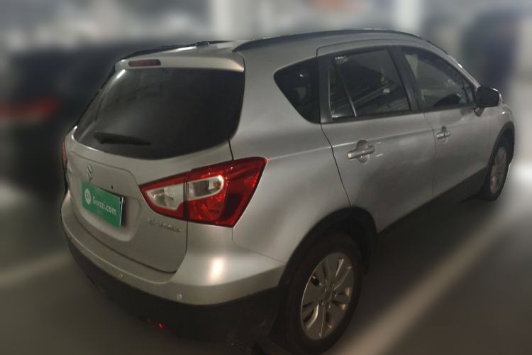 Used Suzuki S-Cross 2014 1.6L CVT Two-Wheel Drive Entry Model Rear Right 45 Deg