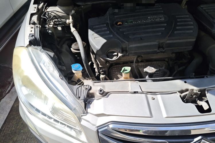 Used Suzuki S-Cross 2014 1.6L CVT Four-Wheel Drive Luxury Version Right Front Headlight