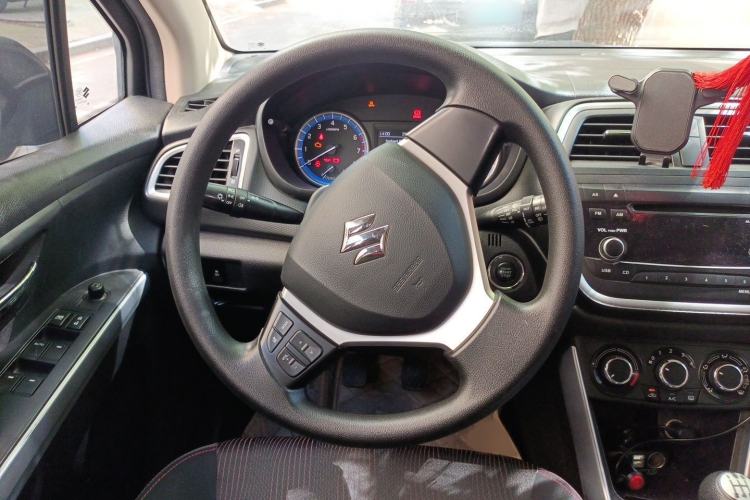 Used Suzuki S-Cross 2014 1.6L Manual Two-Wheel Drive Entry Model Steering Wheel