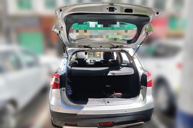 Used Suzuki S-Cross 2014 1.6L CVT Four-Wheel Drive Luxury Version Trunk