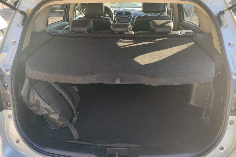 Used Suzuki S-Cross 2014 1.6L Manual Two-Wheel Drive Elite Model Trunk