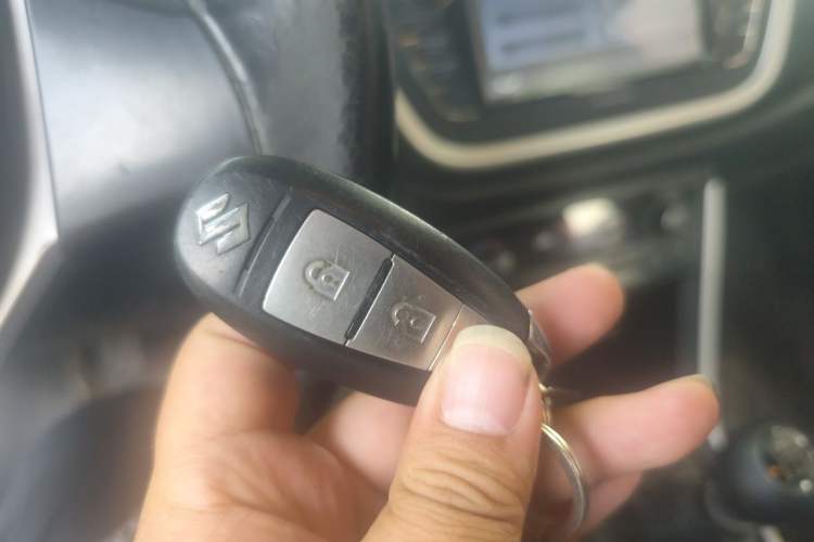Used Suzuki S-Cross 2014 1.6L Manual Two-Wheel Drive Elite Model Vehicle Key