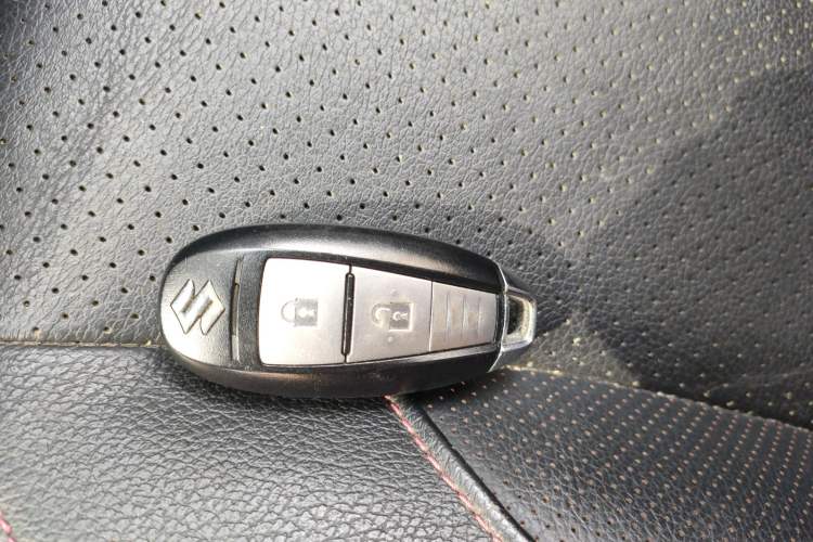 Used Suzuki S-Cross 2014 1.6L CVT Two-Wheel Drive Elite Version Vehicle Key