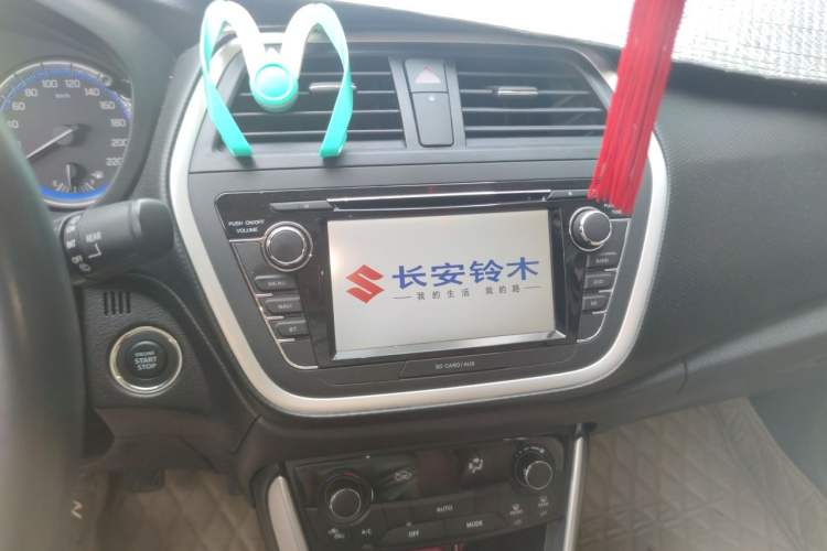 Used Suzuki S-Cross 2014 1.6L Manual Two-Wheel Drive Elite Model Audio And AC Panel