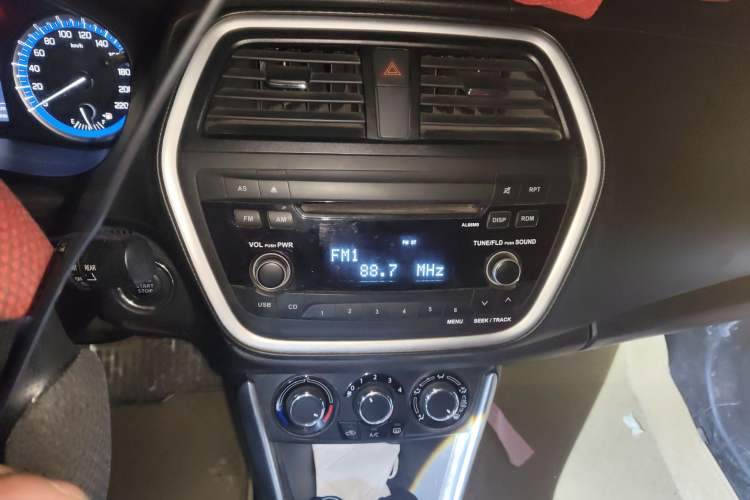 Used Suzuki S-Cross 2014 1.6L Manual Two-Wheel Drive Entry Model Audio And AC Panel