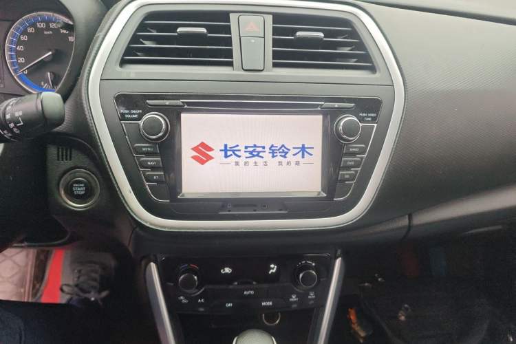 Used Suzuki S-Cross 2014 1.6L CVT Two-Wheel Drive Elite Version Audio And AC Panel