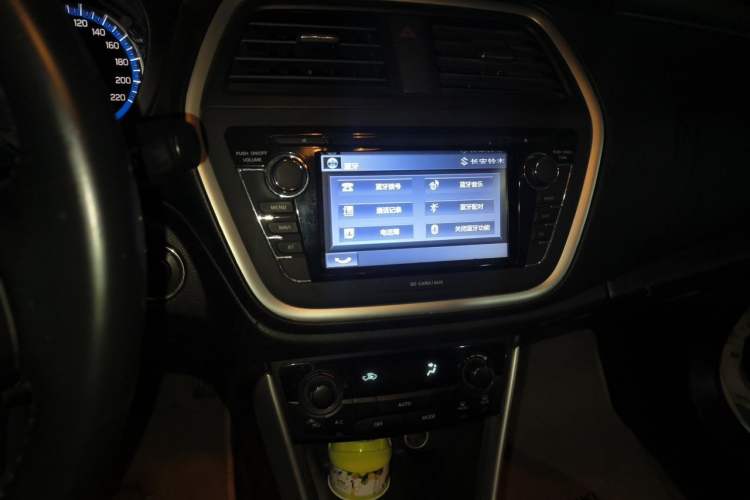 Used Suzuki S-Cross 2014 1.6L Manual Two-Wheel Drive Elite Model Audio And AC Panel