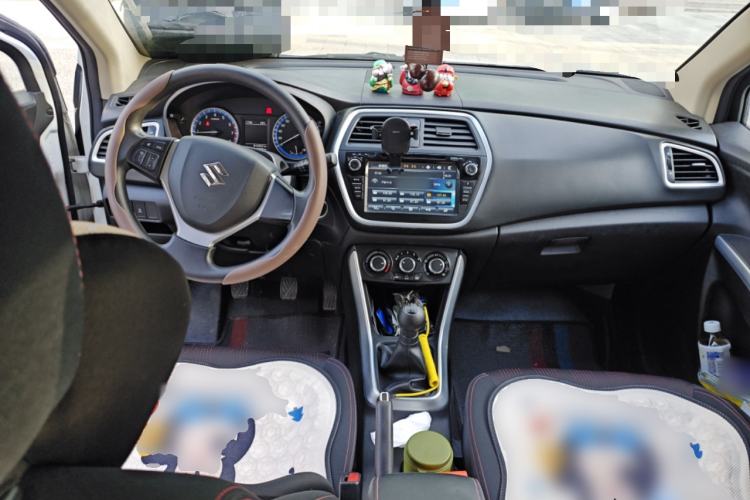 Used Suzuki S-Cross 2014 1.6L Manual Two-Wheel Drive Entry Model Center Console