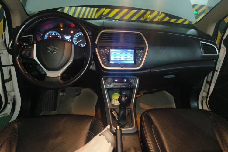 Used Suzuki S-Cross 2014 1.6L Manual Two-Wheel Drive Elite Model Center Console