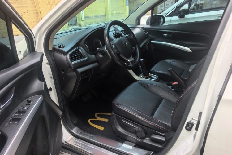 Used Suzuki S-Cross 2014 1.6L CVT Two-Wheel Drive Elite Version Driver Seat