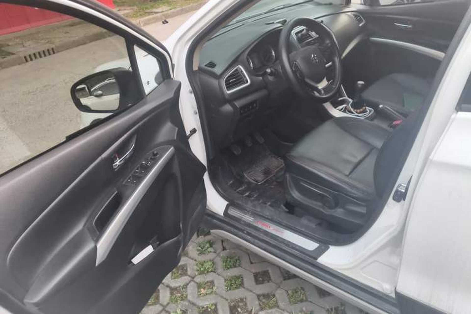 Used Suzuki S-Cross 2014 1.6L Manual Two-Wheel Drive Elite Model Driver Seat