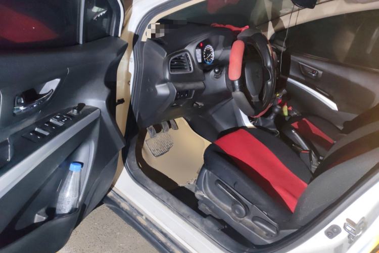 Used Suzuki S-Cross 2014 1.6L Manual Two-Wheel Drive Entry Model Driver Seat