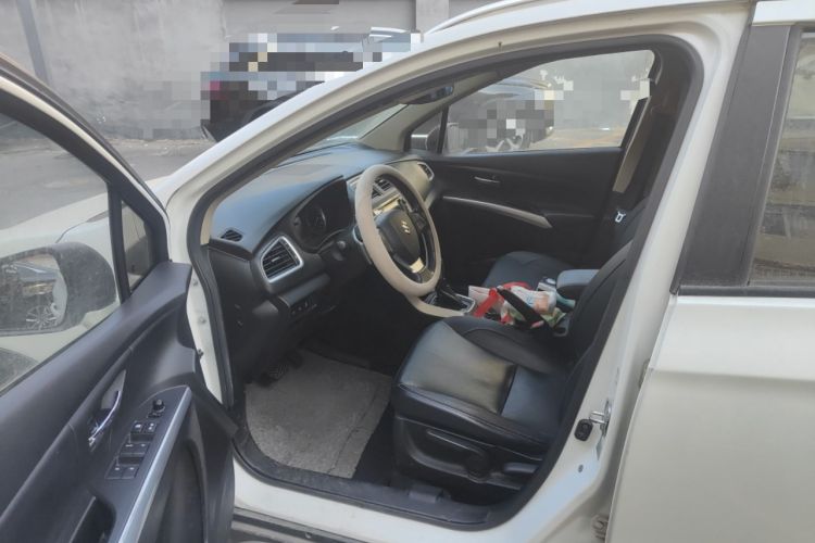 Used Suzuki S-Cross 2014 1.6L CVT Four-Wheel Drive Luxury Version Driver Seat