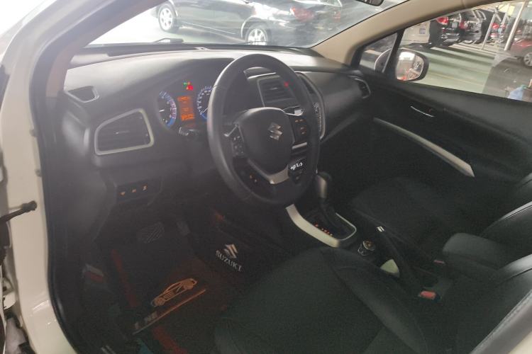 Used Suzuki S-Cross 2014 1.6L CVT Four-Wheel Drive Luxury Version Driver Seat