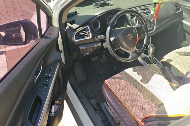 Used Suzuki S-Cross 2014 1.6L CVT Two-Wheel Drive Elite Version Driver Seat