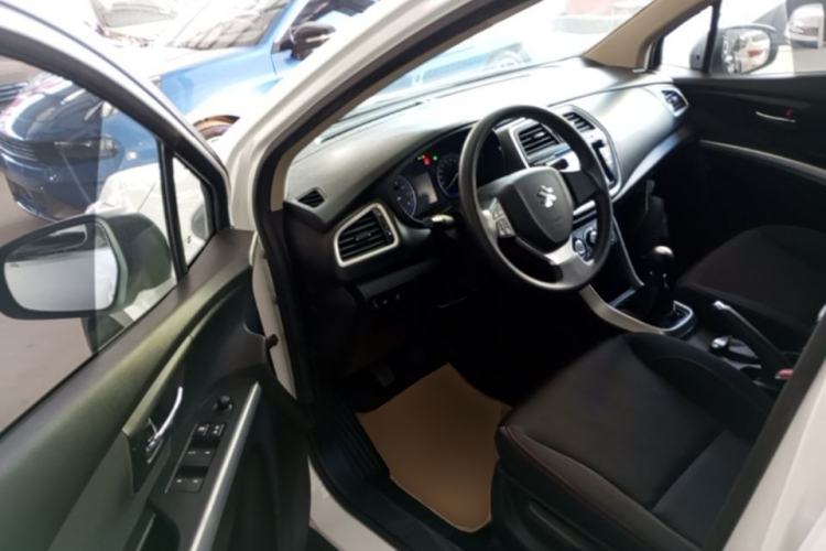 Used Suzuki S-Cross 2014 1.6L Manual Two-Wheel Drive Entry Model Driver Seat