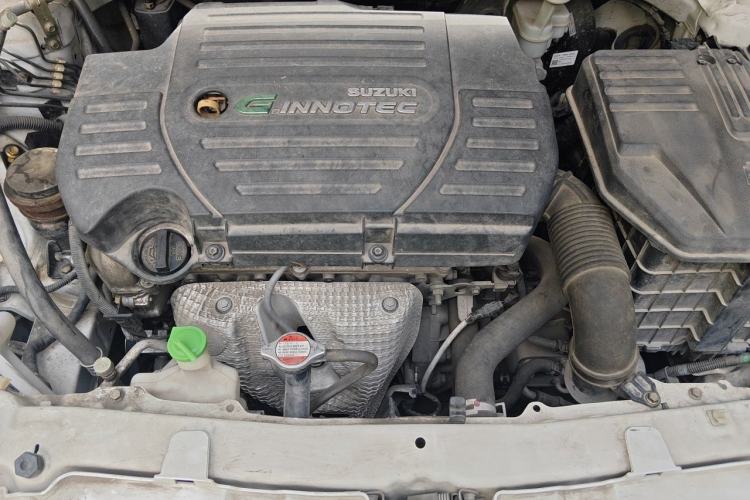 Used Suzuki S-Cross 2014 1.6L CVT Two-Wheel Drive Elite Version Engine Bay