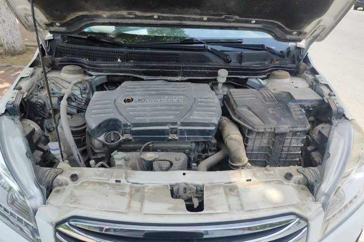 Used Suzuki S-Cross 2014 1.6L Manual Two-Wheel Drive Elite Model Engine Bay