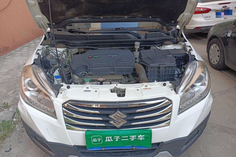 Used Suzuki S-Cross 2014 1.6L CVT Four-Wheel Drive Luxury Version Engine Bay