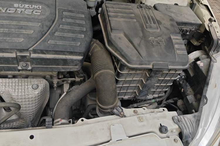Used Suzuki S-Cross 2014 1.6L CVT Two-Wheel Drive Elite Version Engine Bay Left