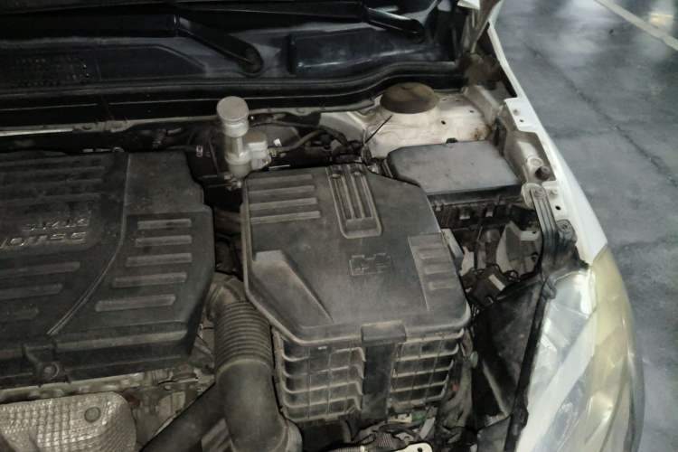 Used Suzuki S-Cross 2014 1.6L Manual Two-Wheel Drive Entry Model Engine Bay Left