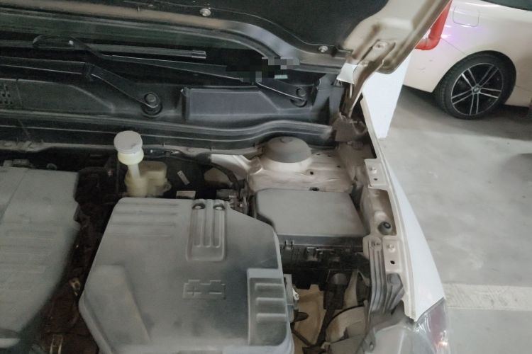 Used Suzuki S-Cross 2014 1.6L CVT Two-Wheel Drive Elite Version Engine Bay Left