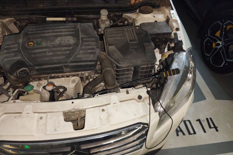 Used Suzuki S-Cross 2014 1.6L Manual Two-Wheel Drive Elite Model Engine Bay Left