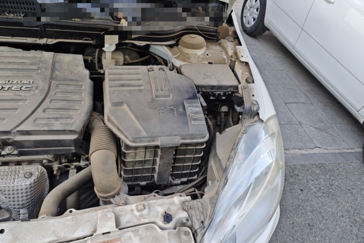 Used Suzuki S-Cross 2014 1.6L Manual Two-Wheel Drive Entry Model Engine Bay Left
