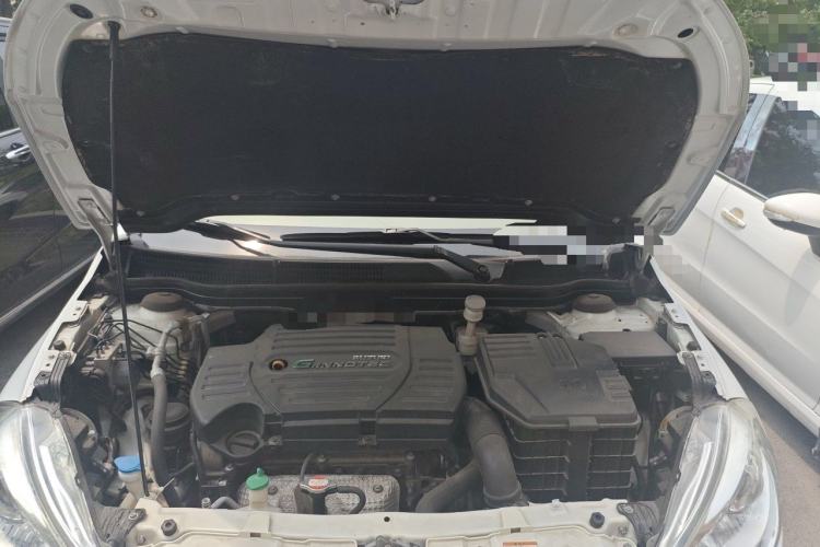 Used Suzuki S-Cross 2014 1.6L CVT Two-Wheel Drive Elite Version Engine Bay