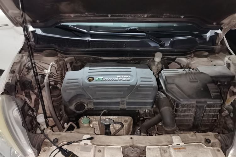 Used Suzuki S-Cross 2014 1.6L CVT Two-Wheel Drive Elite Version Engine Bay