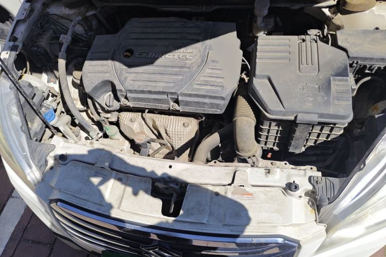Used Suzuki S-Cross 2014 1.6L CVT Two-Wheel Drive Elite Version Engine Bay