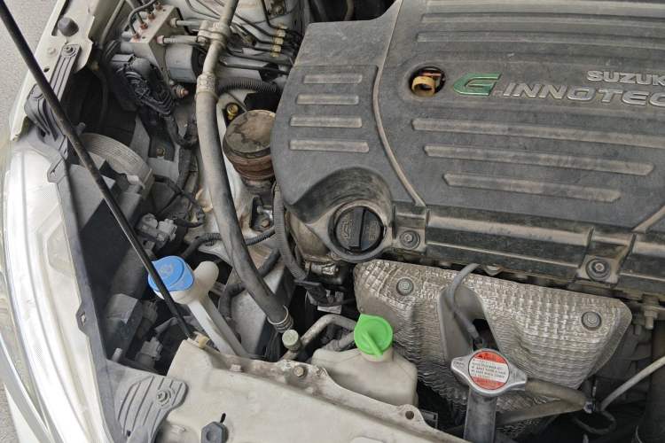 Used Suzuki S-Cross 2014 1.6L CVT Two-Wheel Drive Elite Version Engine Bay Right