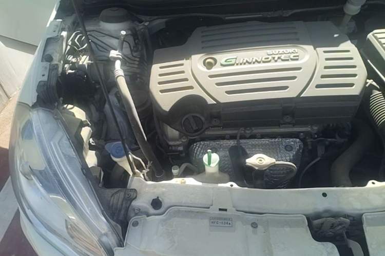 Used Suzuki S-Cross 2014 1.6L CVT Four-Wheel Drive Luxury Version Engine Bay Right
