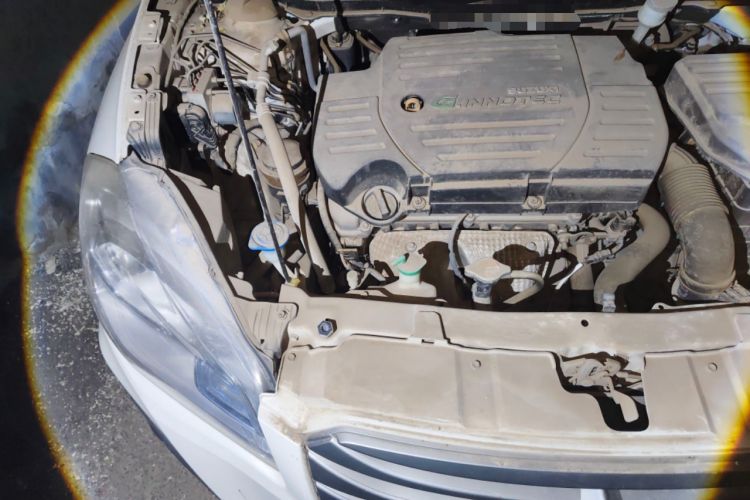 Used Suzuki S-Cross 2014 1.6L Manual Two-Wheel Drive Entry Model Engine Bay Right