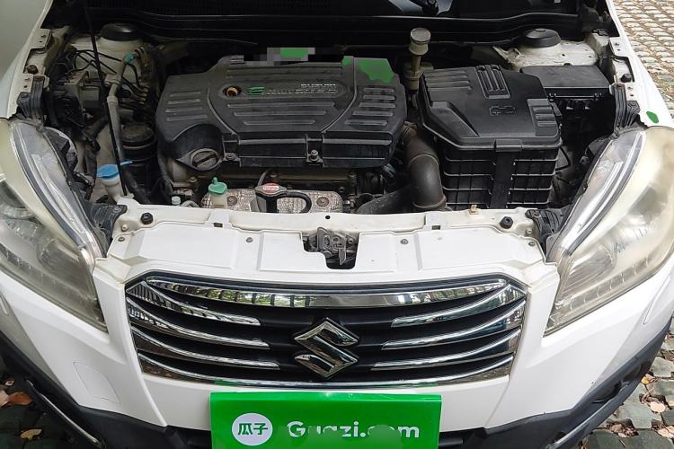 Used Suzuki S-Cross 2014 1.6L CVT Two-Wheel Drive Elite Version Engine Bay