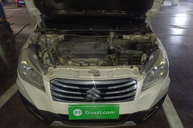 Used Suzuki S-Cross 2014 1.6L CVT Four-Wheel Drive Luxury Version Engine Bay