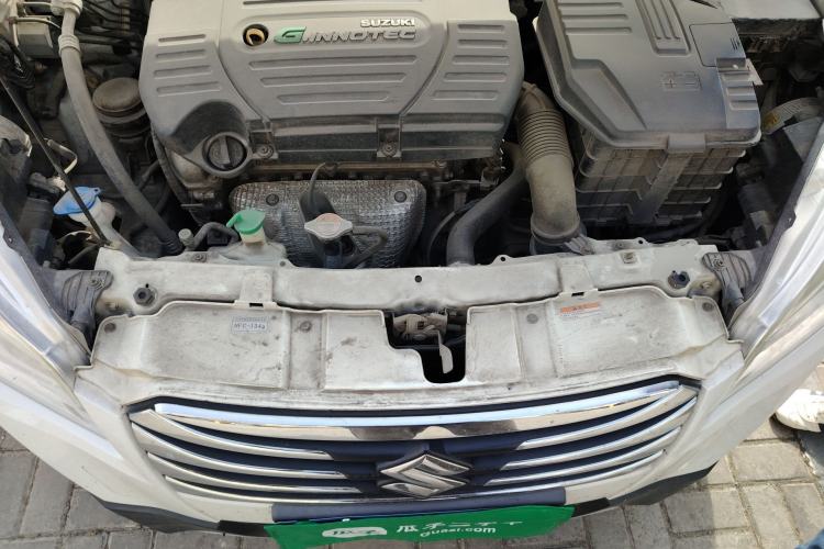 Used Suzuki S-Cross 2014 1.6L CVT Four-Wheel Drive Luxury Version Engine Bay