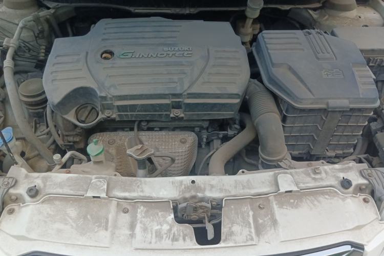 Used Suzuki S-Cross 2014 1.6L CVT Two-Wheel Drive Elite Version Engine Bay