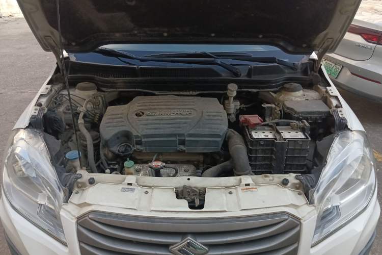 Used Suzuki S-Cross 2014 1.6L Manual Two-Wheel Drive Entry Model Engine Bay