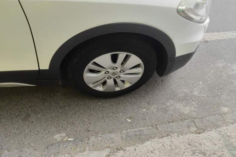 Used Suzuki S-Cross 2014 1.6L CVT Two-Wheel Drive Elite Version Exterior 1