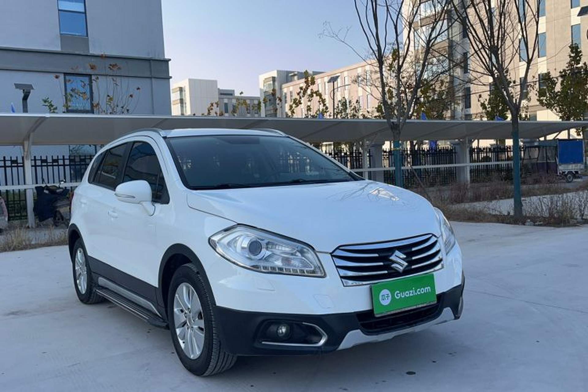 Used Suzuki S-Cross 2014 1.6L CVT Two-Wheel Drive Elite Version Exterior 2